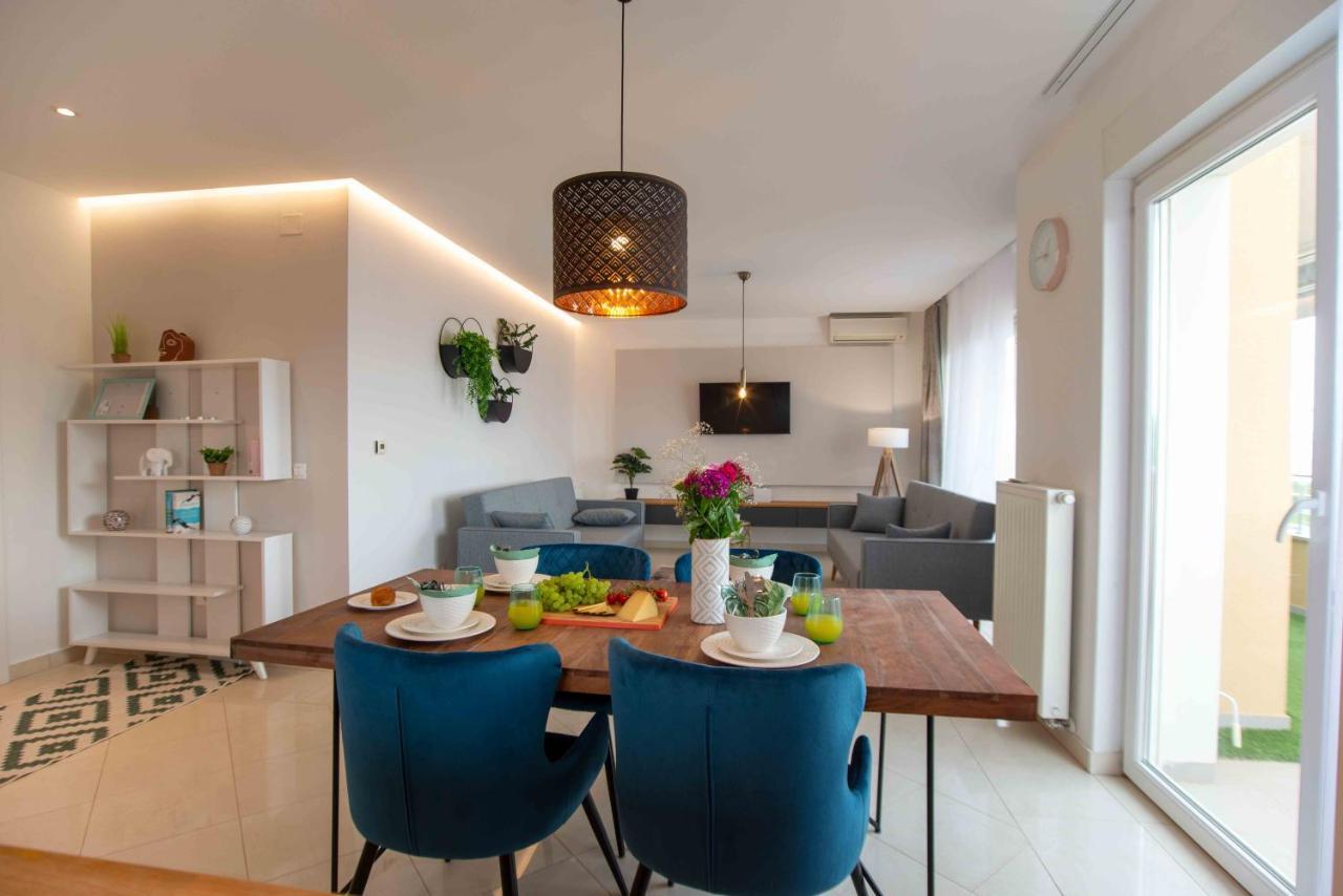 Apartment Into The Blue *